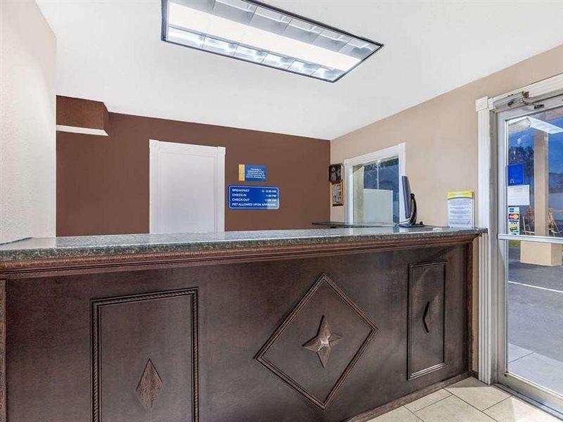 Days Inn Джаксънвил Екстериор снимка
