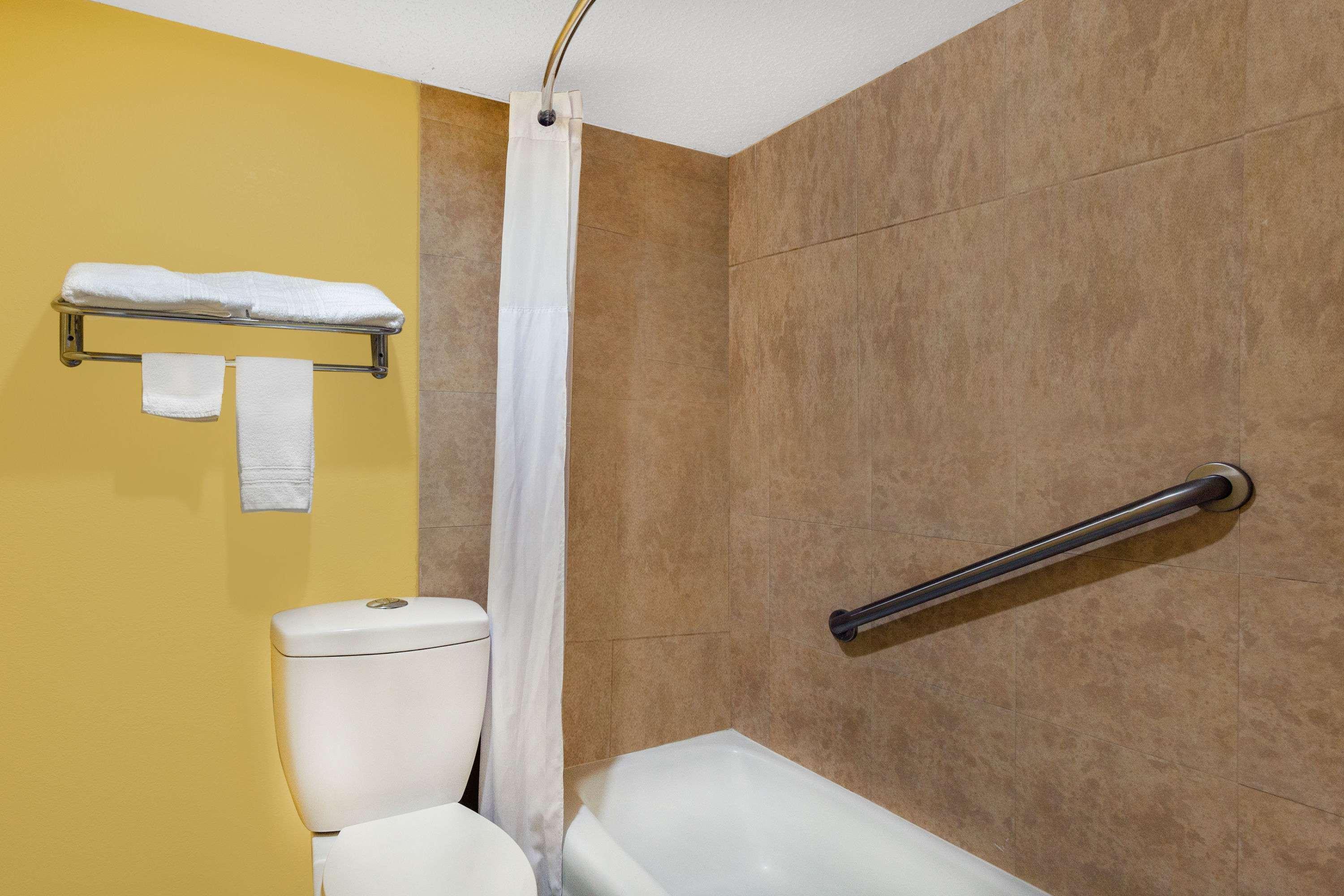 Days Inn Джаксънвил Екстериор снимка